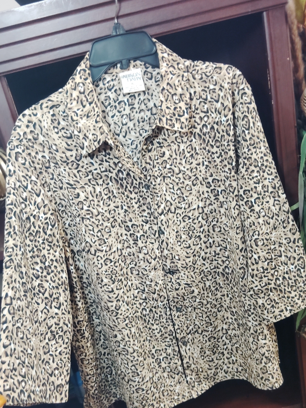 Allison Daley Leopard Print Button-Down Shirt in Tan and Black